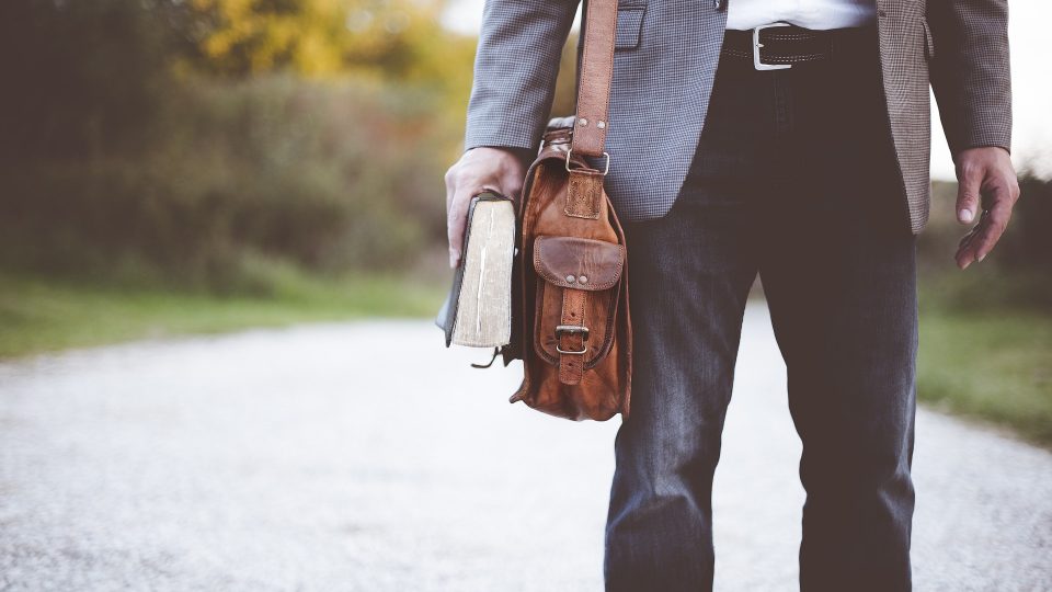 Mode hommes : les indispensables de l’été