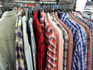 Le marché de la seconde main de vêtements : ce qu’il faut savoir